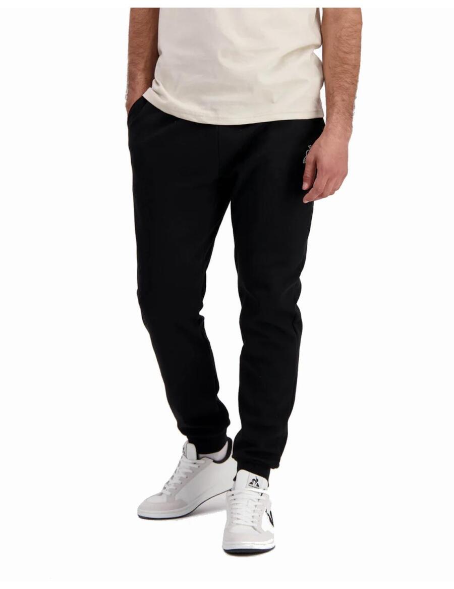 

LE COQ SPORTIF Мужские брюки Lecoqsportif прямого кроя номер 1 в черном цвете.