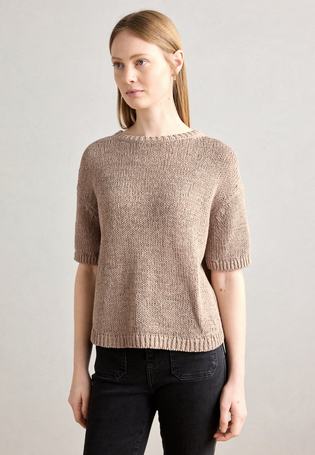 

Базовая футболка SHORT SLEEVE ROUNDNECK Marc O'Polo, песочный
