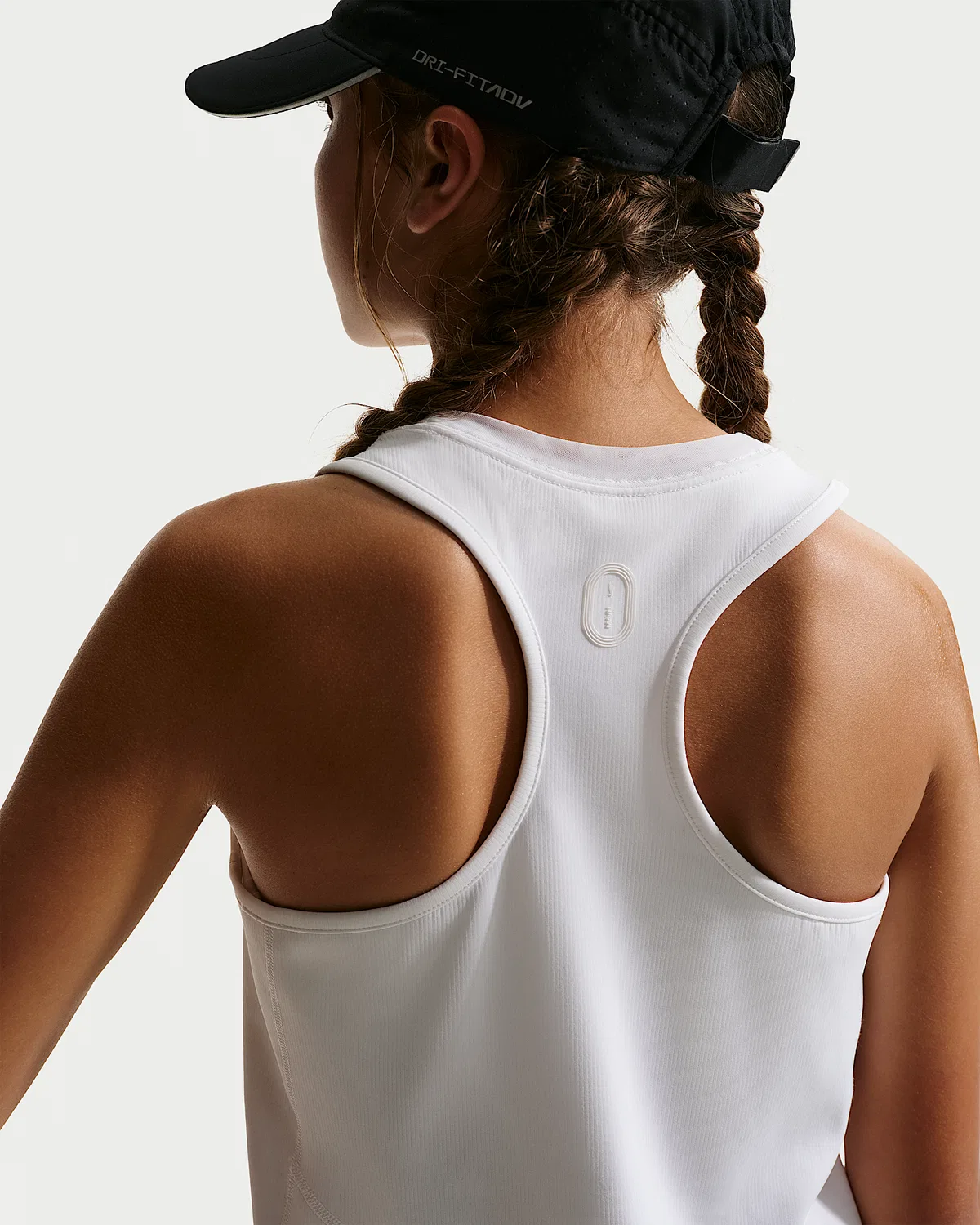 Детский топ Nike MAVN Dri-FIT Knit Tank, White/White/White — фото 2