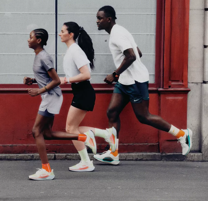 Женские кроссовки Nike Pegasus 41, цвет White/Crimson — фото 3