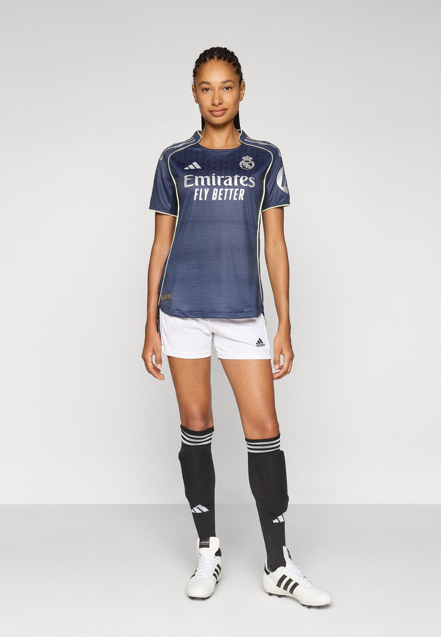 Футболка Adidas Performance REAL MADRID 25/26 AWAY AUTHENTIC JERSEY, Legend Ink/Dark Blue — фото 2