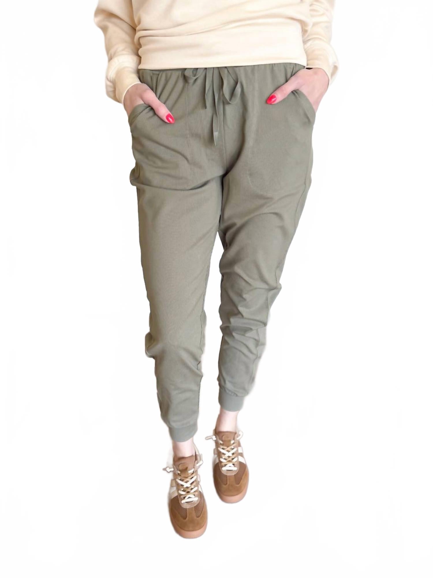 

Алена Тревел Джоггеры в зеленую полоску Thread & Supply