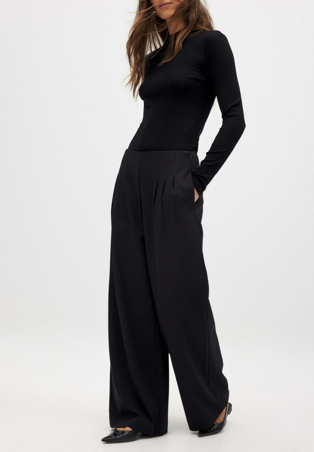 

Брюки WIDE MID WAIST NA-KD, черный