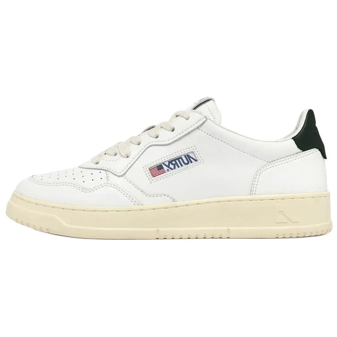 

Кроссовки AUTRY Medalist Skateboarding Low-top, белый/черный