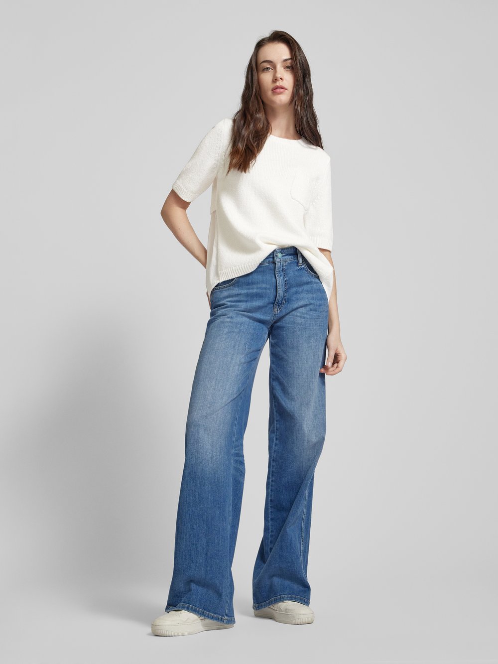 

Вязаный свитер с накладным нагрудным карманом Oui, белый