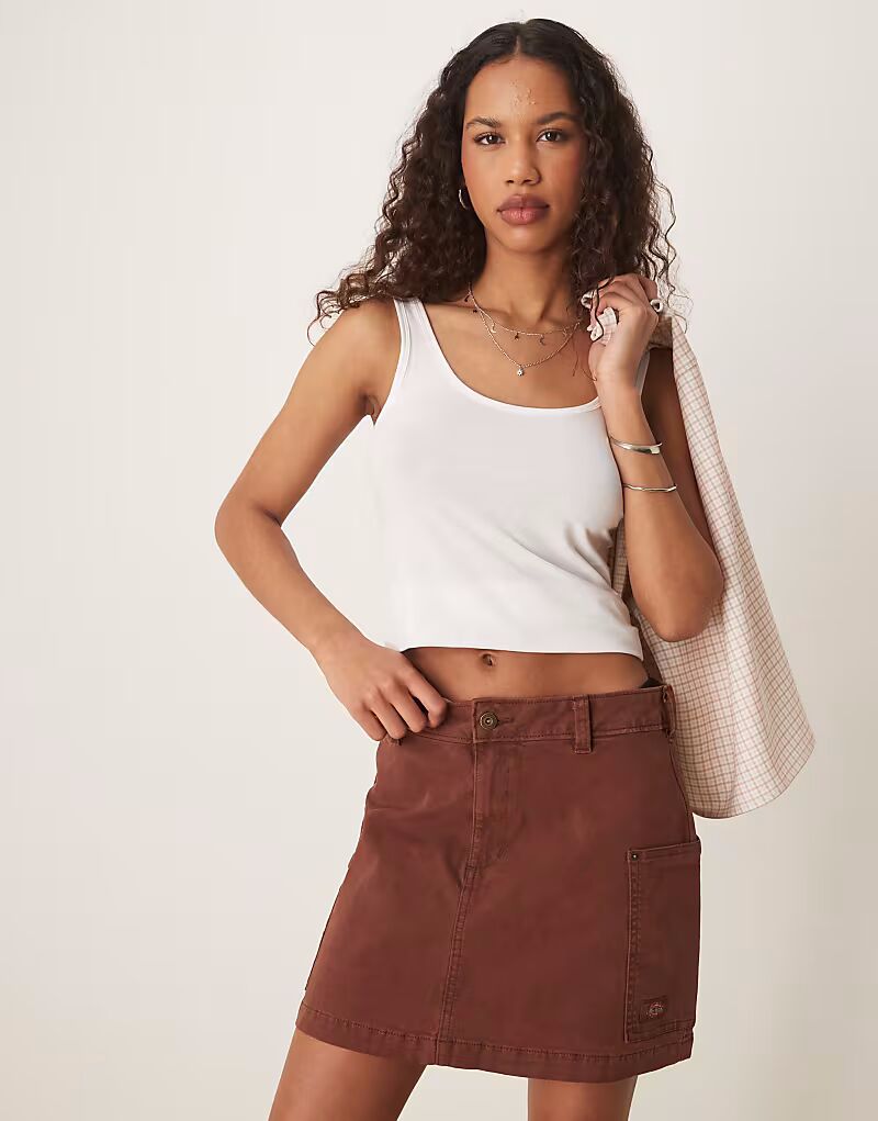 

Мини-юбка в стиле вестерн Dickies River Ranch цвета капучино-коричневого цвета