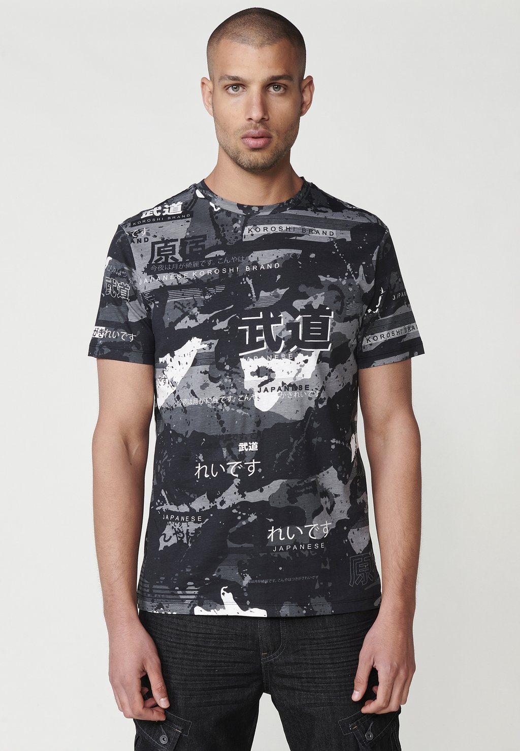 

Футболка с принтом SHORT-SLEEVED Koroshi, черный