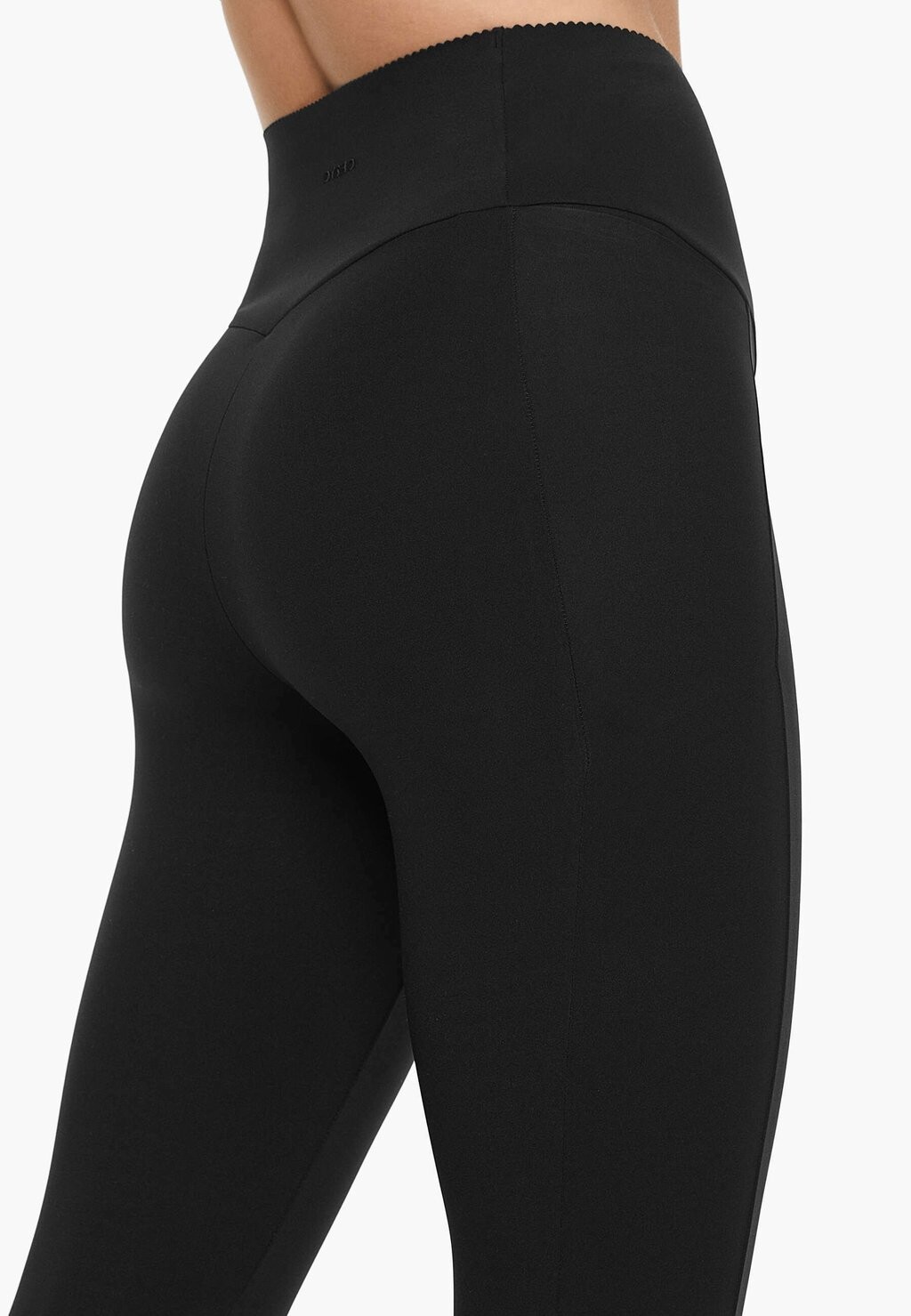 

Леггинсы COMPRESSIVE HIGH-RISE OYSHO, черный