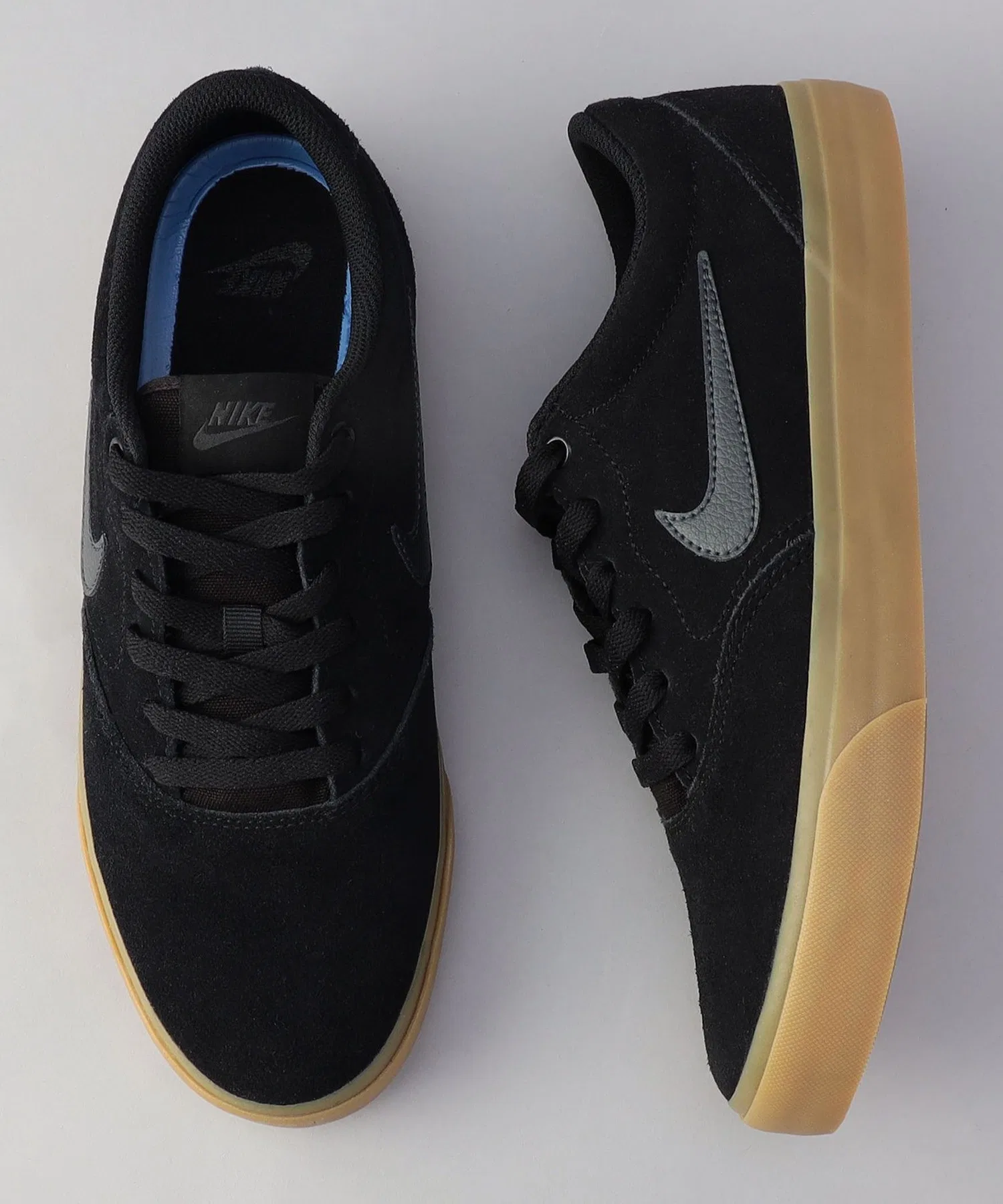 Мужские кроссовки NIKE CHARGE SUEDE из замши бежевые