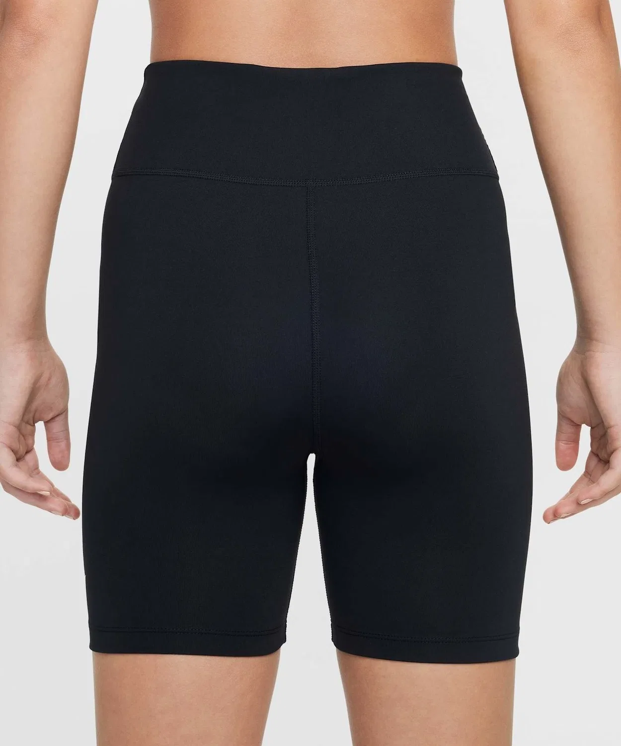 Велосипедки Nike One Big Kids' Dri-FIT 5" Biker Shorts, чёрные, 13 см — фото 4