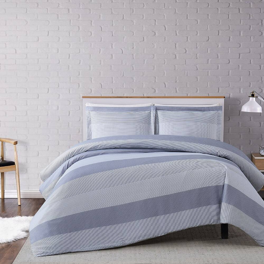 

По-настоящему мягкий комплект пододеяльников в полоску Truly Soft, серый