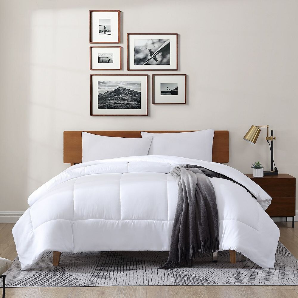 

Альтернативное всесезонное теплое одеяло Swift Home Down с вышивкой в ​​коробочку, белый