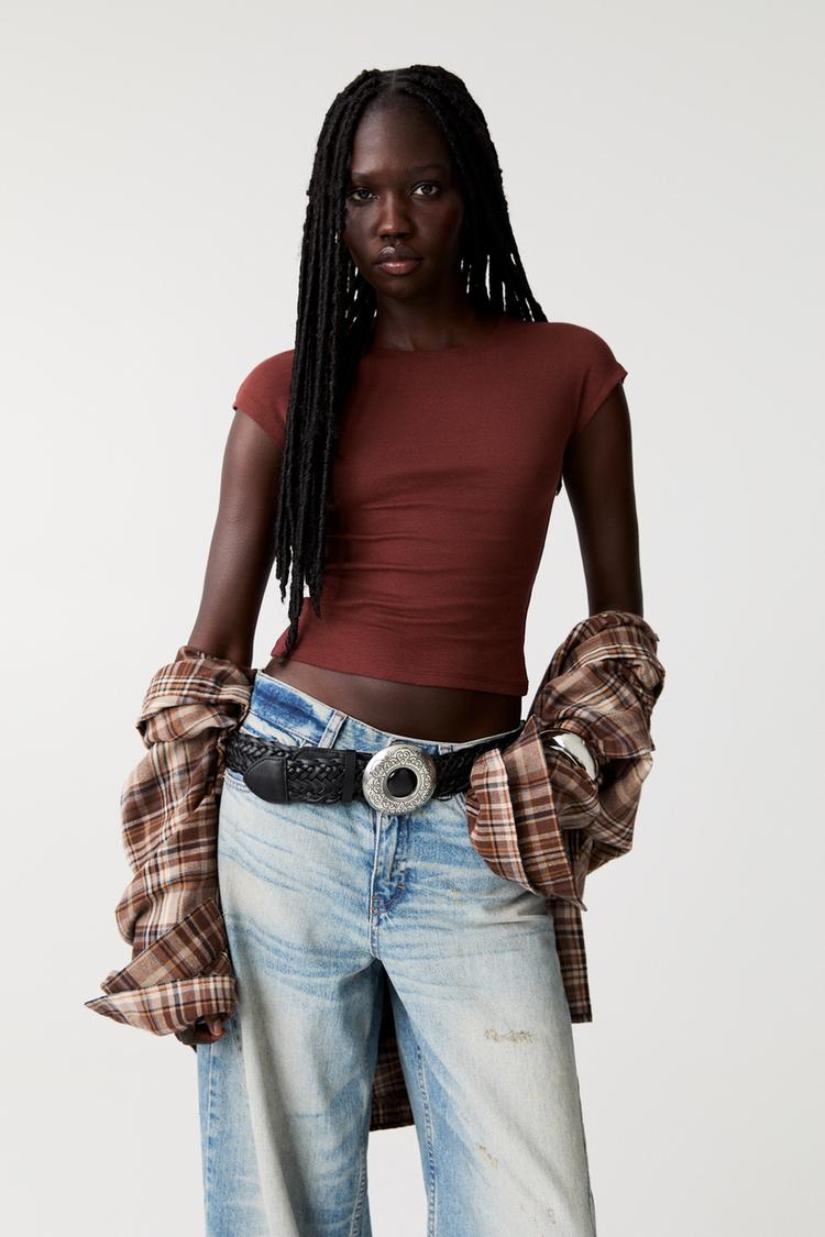 

Приталенная футболка с длинными рукавами Pull And Bear, бургундия