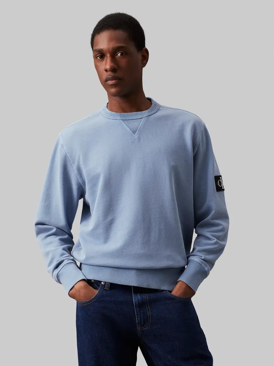 

Толстовка Calvin Klein Jeans "WASHED BADGE CREW NECK" с нашивкой-логотипом, цвет Faded Denim
