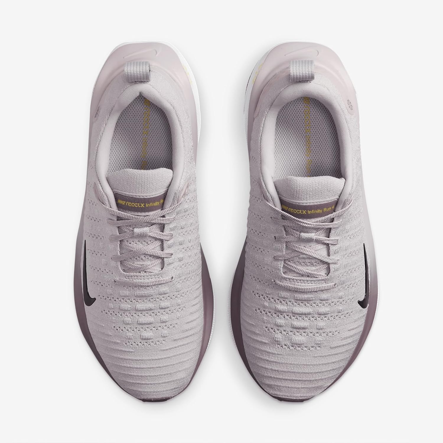 Женские дорожные кроссовки для бега Nike InfinityRN 4, черный/фиолетовый — фото 4