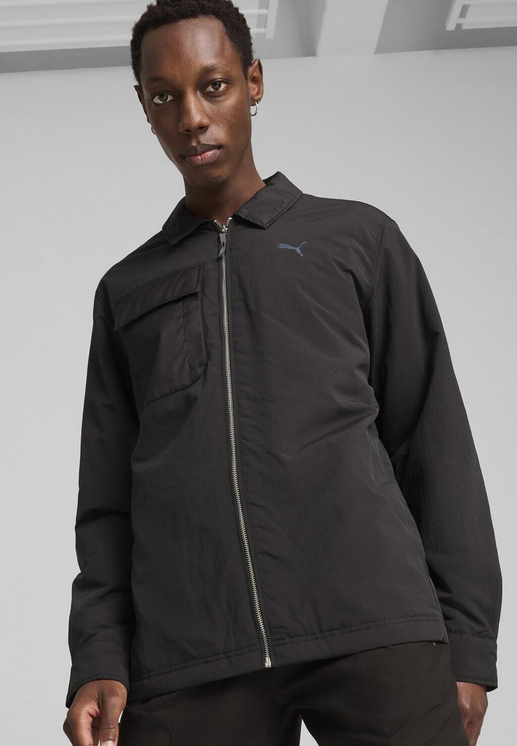 

Межсезонная куртка Puma, черный