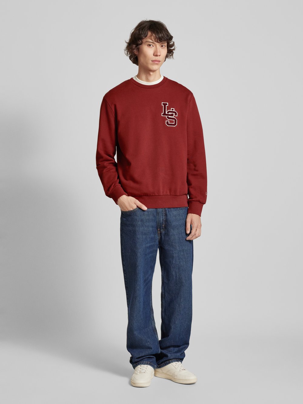 

Толстовка с нашивками-лейблами Levi's, бордовый
