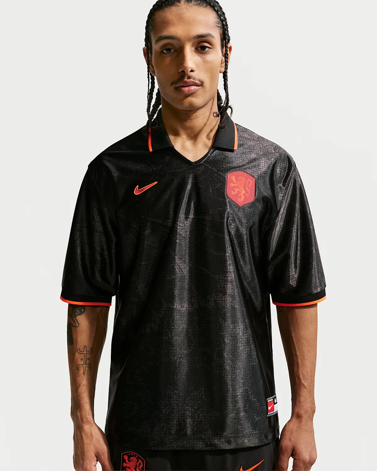 Мужская футболка Nike Dri-FIT с коротким рукавом Netherlands Energy, Black/Hyper Crimson/Hyper Crimson