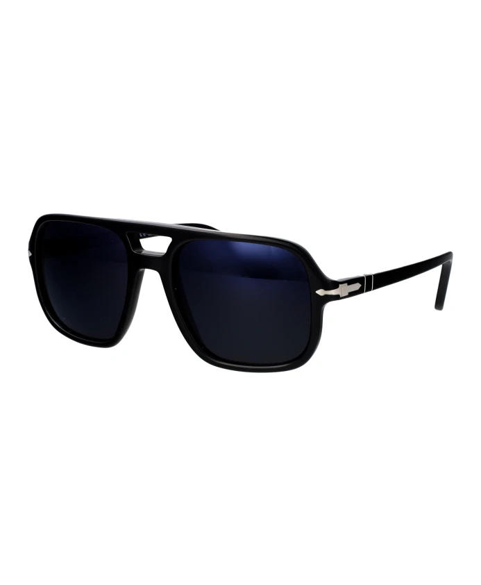 

Стильные солнцезащитные очки модели 0po3328s. Persol, черный