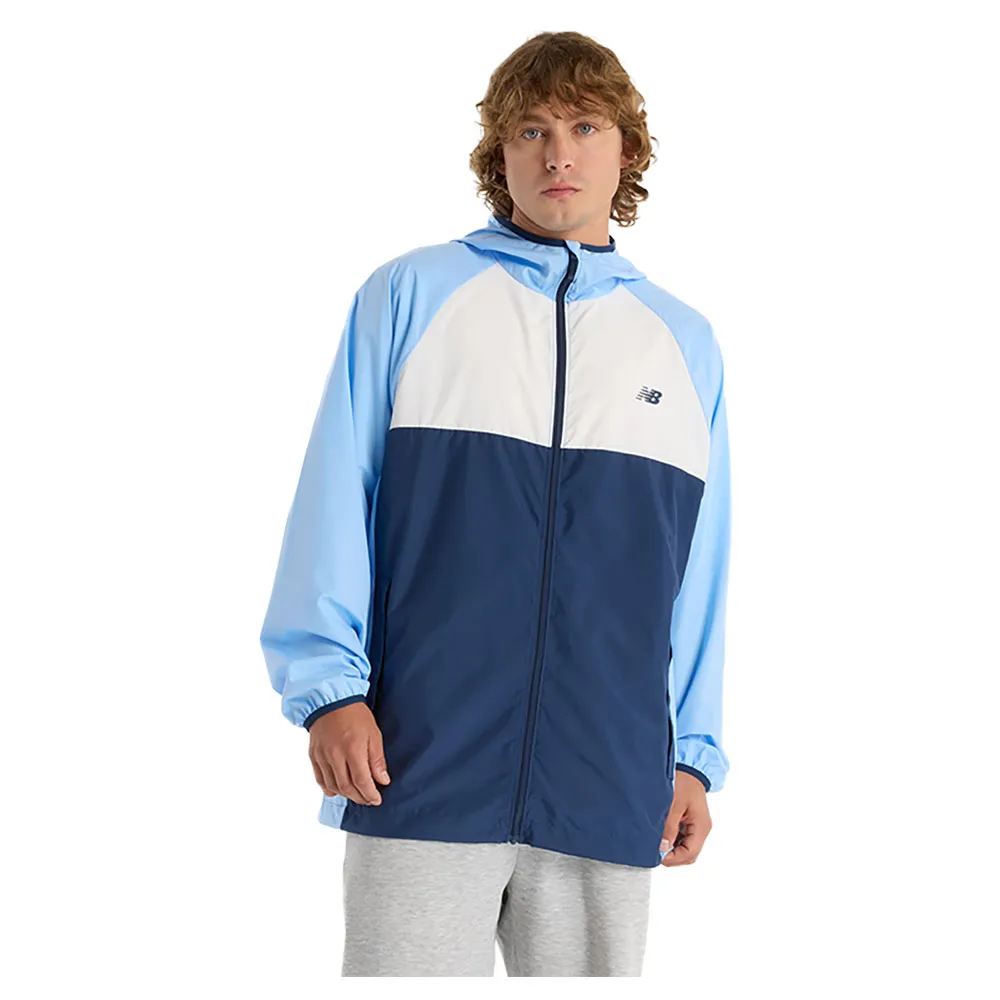 

Куртка New Balance Athletics Packable, синий