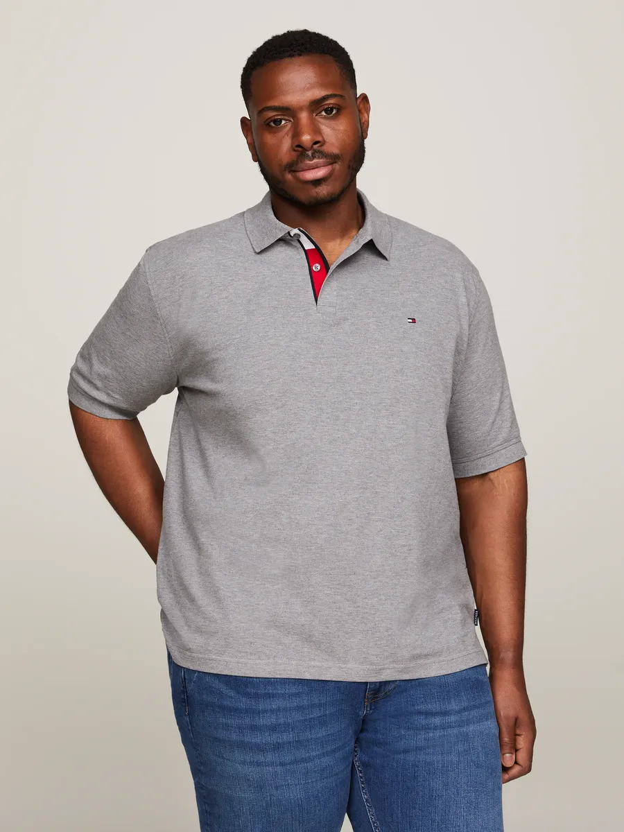 

Рубашка-поло Tommy Hilfiger Big & Tall "BT-FLAG UNDER PLACKET REG POLO-B", большие размеры с тисненым логотипом, серый