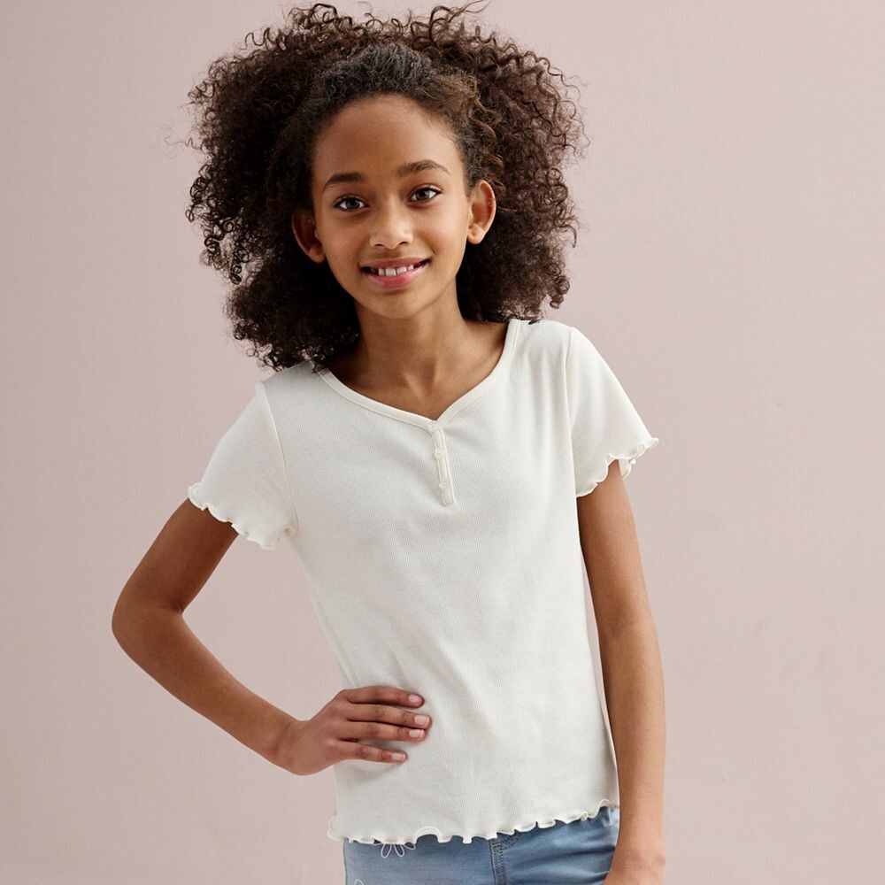 

Футболка SO Essential Henley для девочек 6–20 лет стандартного и большого размера, цвет Egret