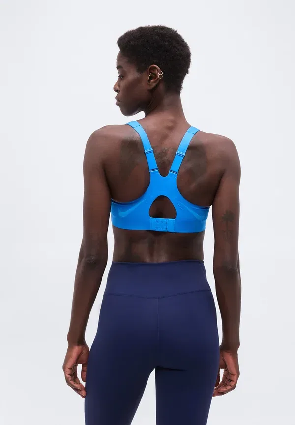 Спортивный бюстгальтер высокой поддержки Rival bra Nike Performance, светло-фото-голубой — фото 3
