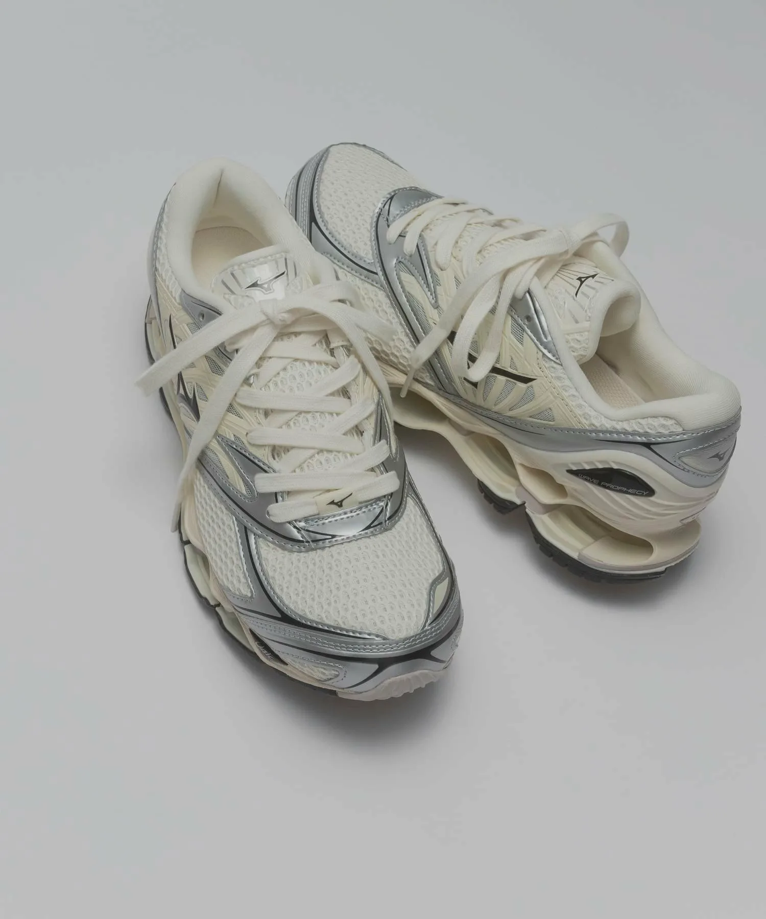 Кроссовки Mizuno WAVE PROPHECY LS Urban Research Buyers Select, OFFWHT/BLK — фото 3