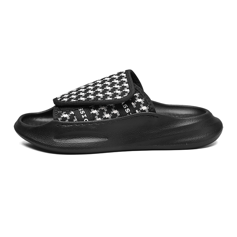 

LONGYING Мужские противоскользящие быстросохнущие шлепанцы Black, цвет Black