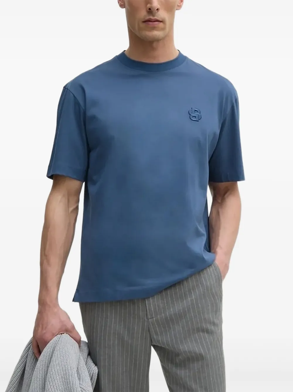 

Футболка с короткими рукавами и вышитым логотипом BOSS, синий