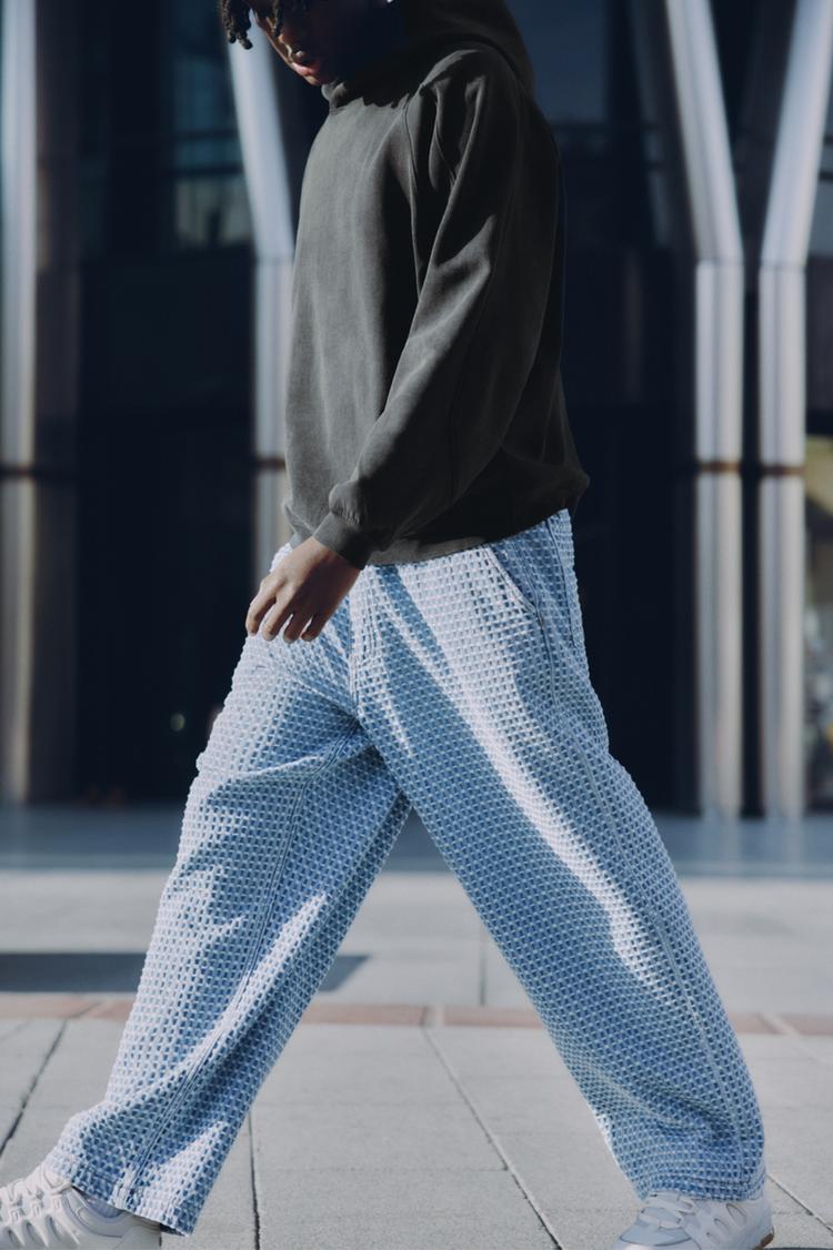 

Мешковатые жаккардовые джинсы-джоггеры Pull And Bear, индиго