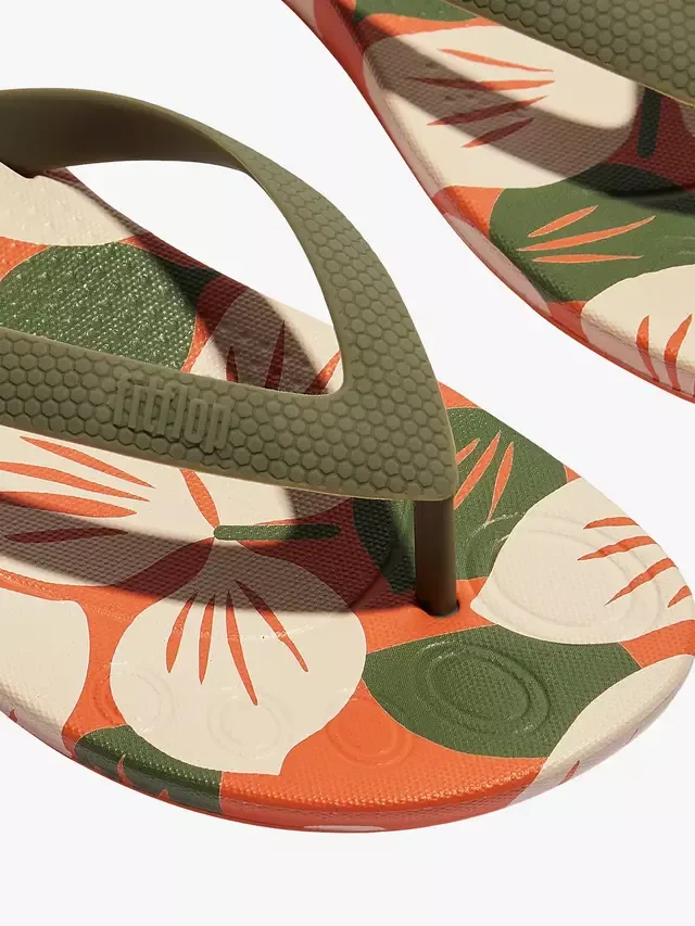 Детские шлепанцы iQushion, цвет бледно-зеленый/разноцветный FitFlop — фото 3