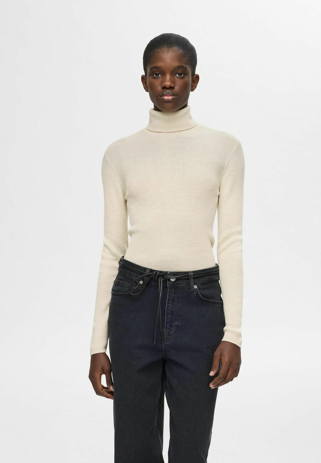 

Джемпер ROLLKRAGEN Selected Femme, бежевый