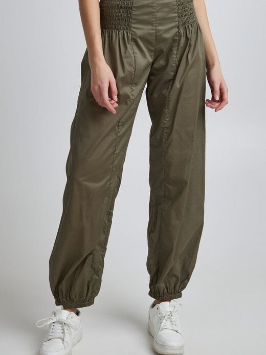 

Брюки из ткани pzjill Pulz Jeans, зеленый
