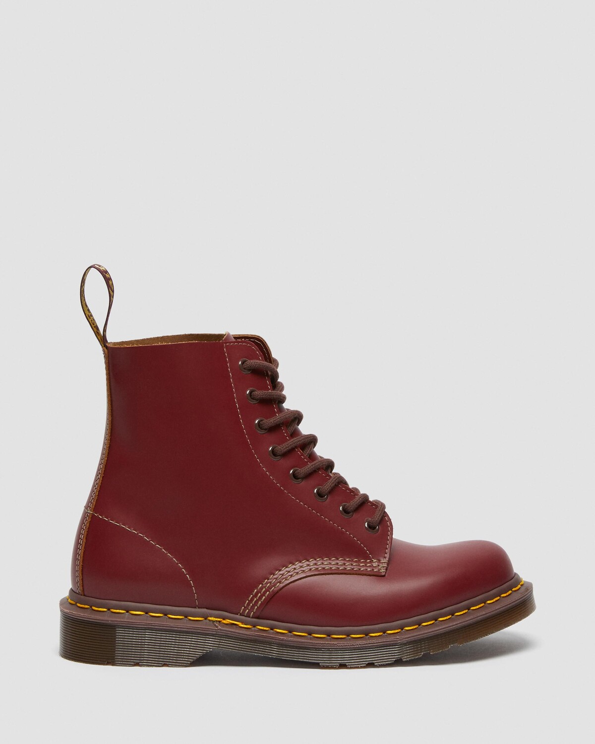 

Винтажные ботинки 1460 Made in England на шнуровке Dr. Martens