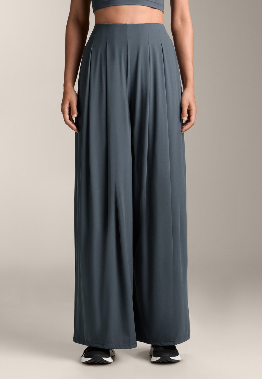 

Брюки OYSHO LIGHT TOUCH WIDE-LEG, Grey