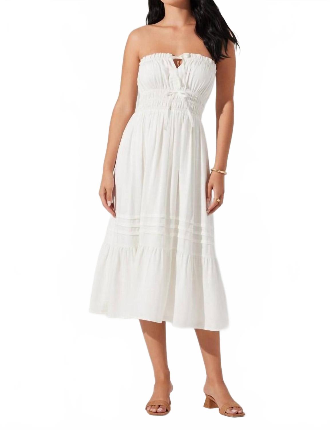 

Платье Aubrie с запахом спереди в белом цвете ASTR