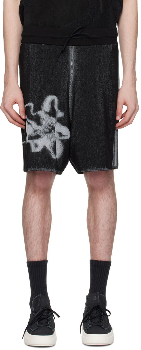 

Черные шорты с графическим рисунком Y-3