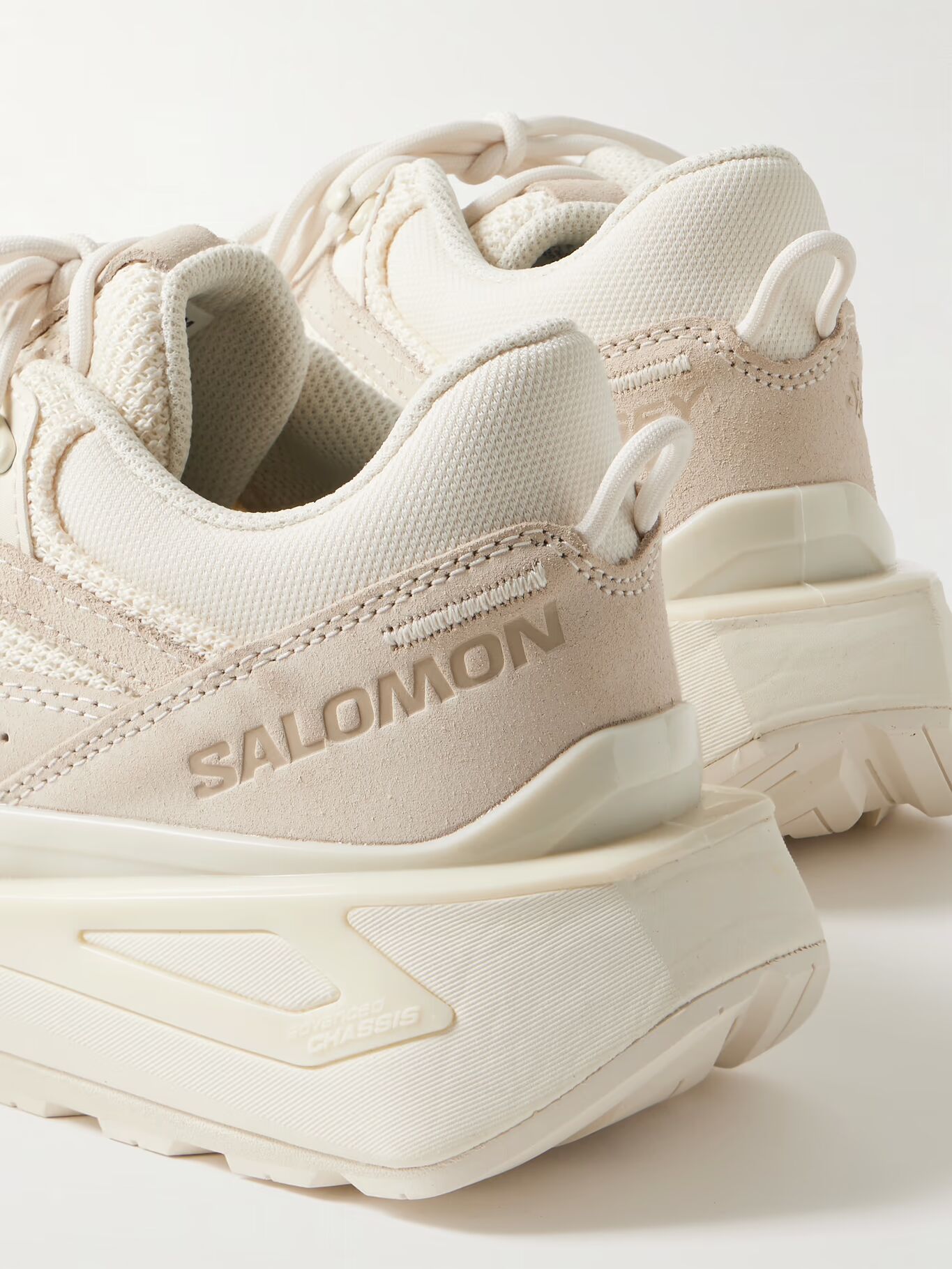 

Кроссовки Odyssey ELMT с замшевой отделкой и сеткой SALOMON, белый