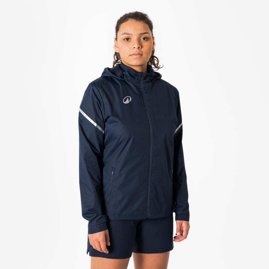 

KIPSTA Женская куртка-дождевик VIRALTO Club темно-синего цвета