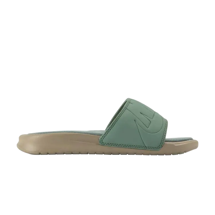 

Кроссовки Nike Banassi JDI Ultra SE, зеленый