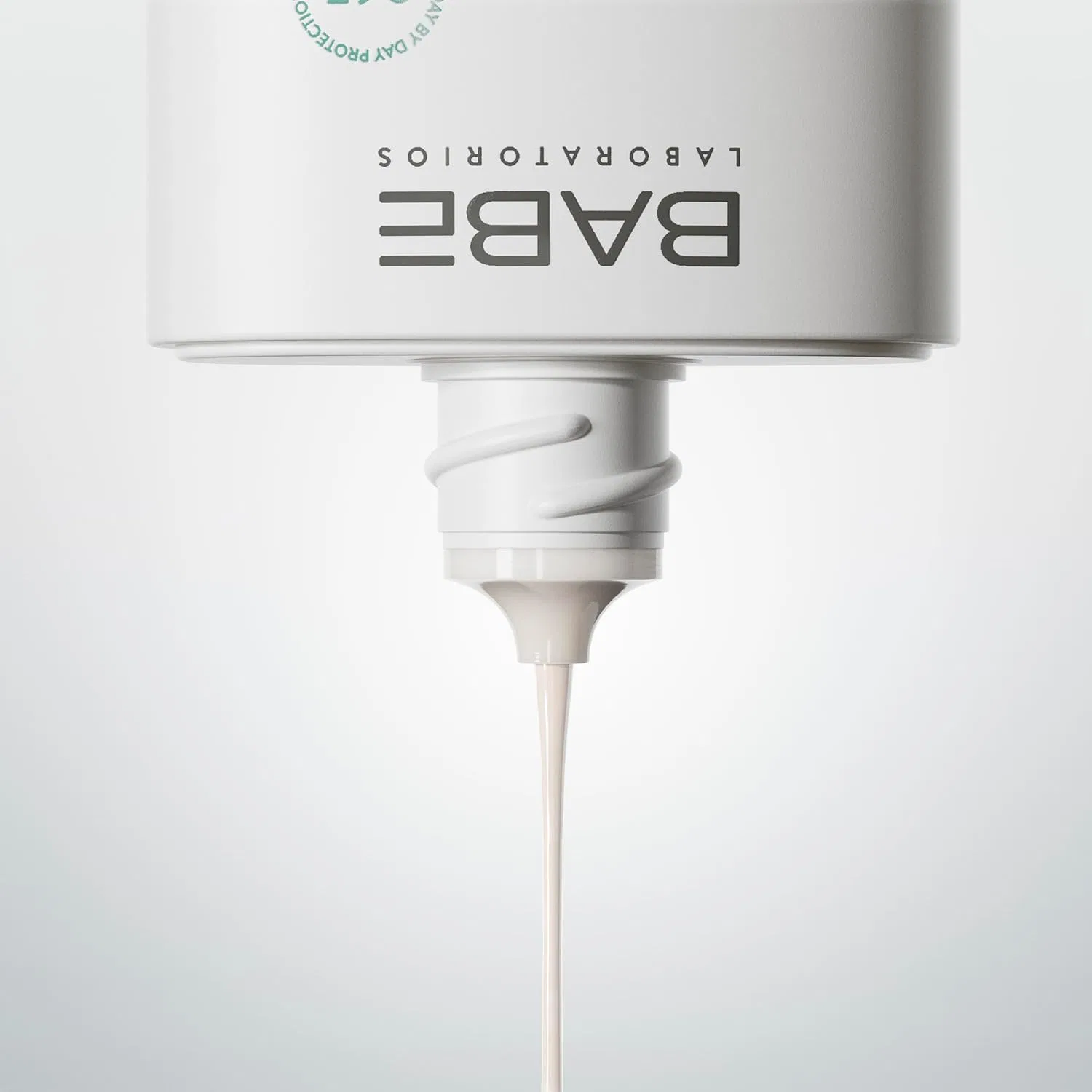 Минеральный солнцезащитный флюид «Super Fluid Mineral SPF 50» от Laboratorios Babé Laboratorios Babe — фото 3