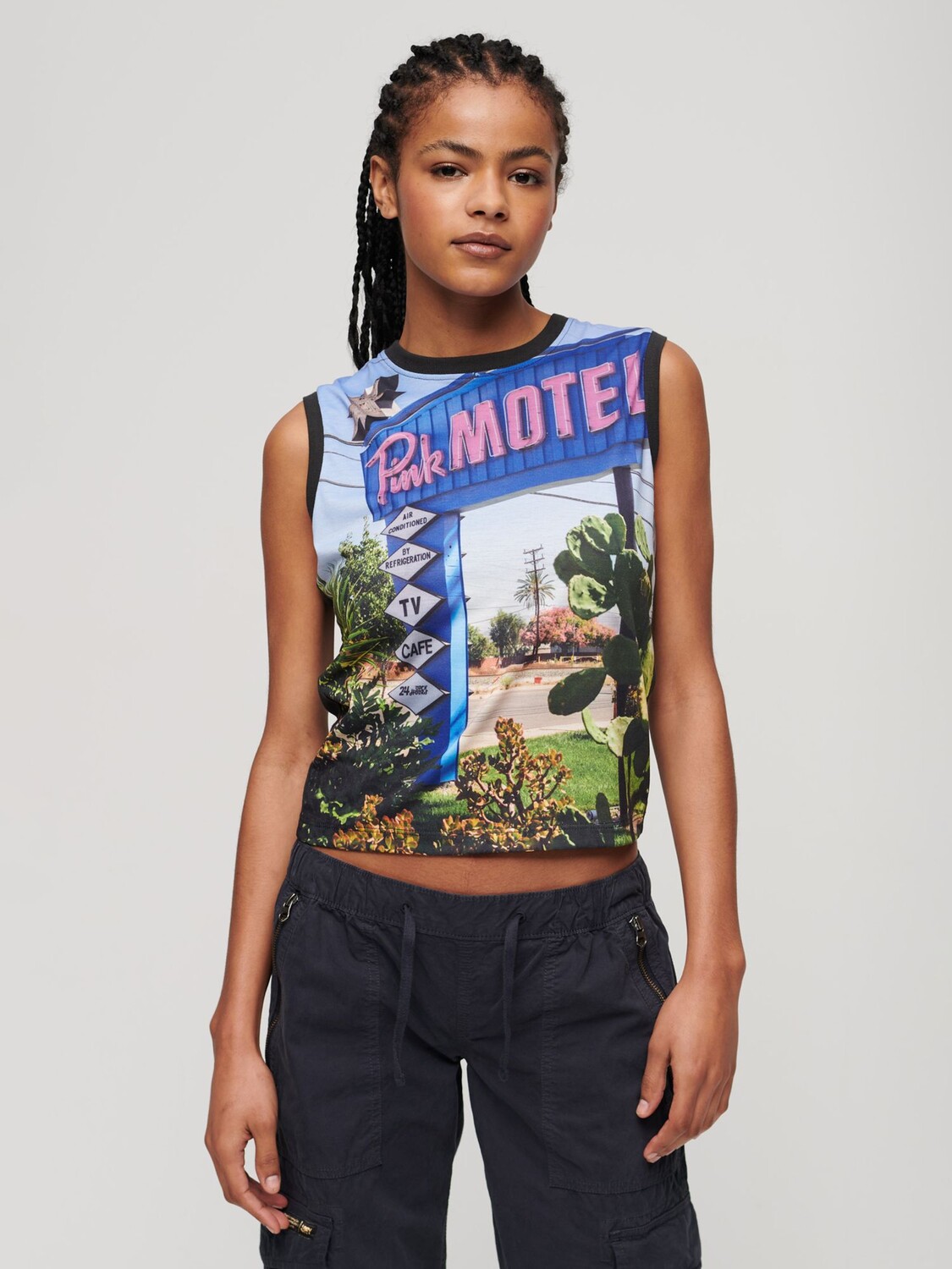

Жилет с субпринтом Superdry, пинк мотель/мульти