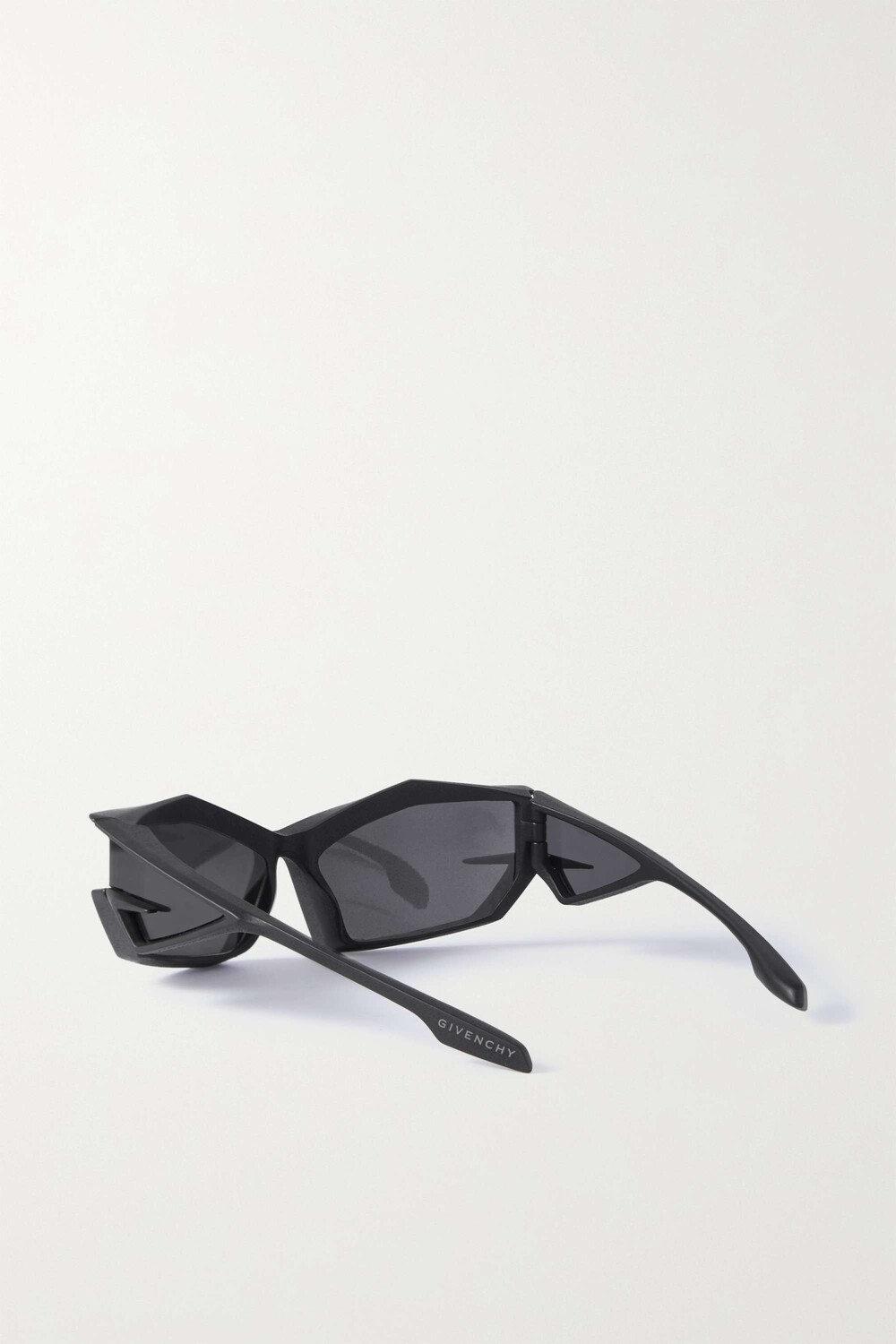 

GIVENCHY EYEWEAR солнцезащитные очки Giv Cut в нейлоновой оправе «кошачий глаз», черный