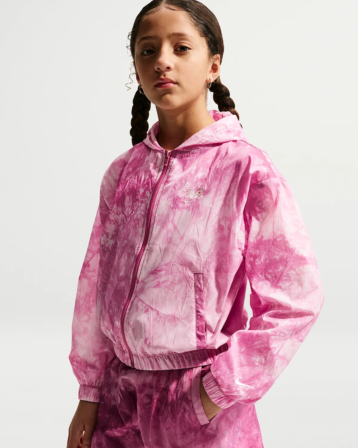 Детская ветровка Nike Sportswear Club, Sweet Beet/Soft Pearl