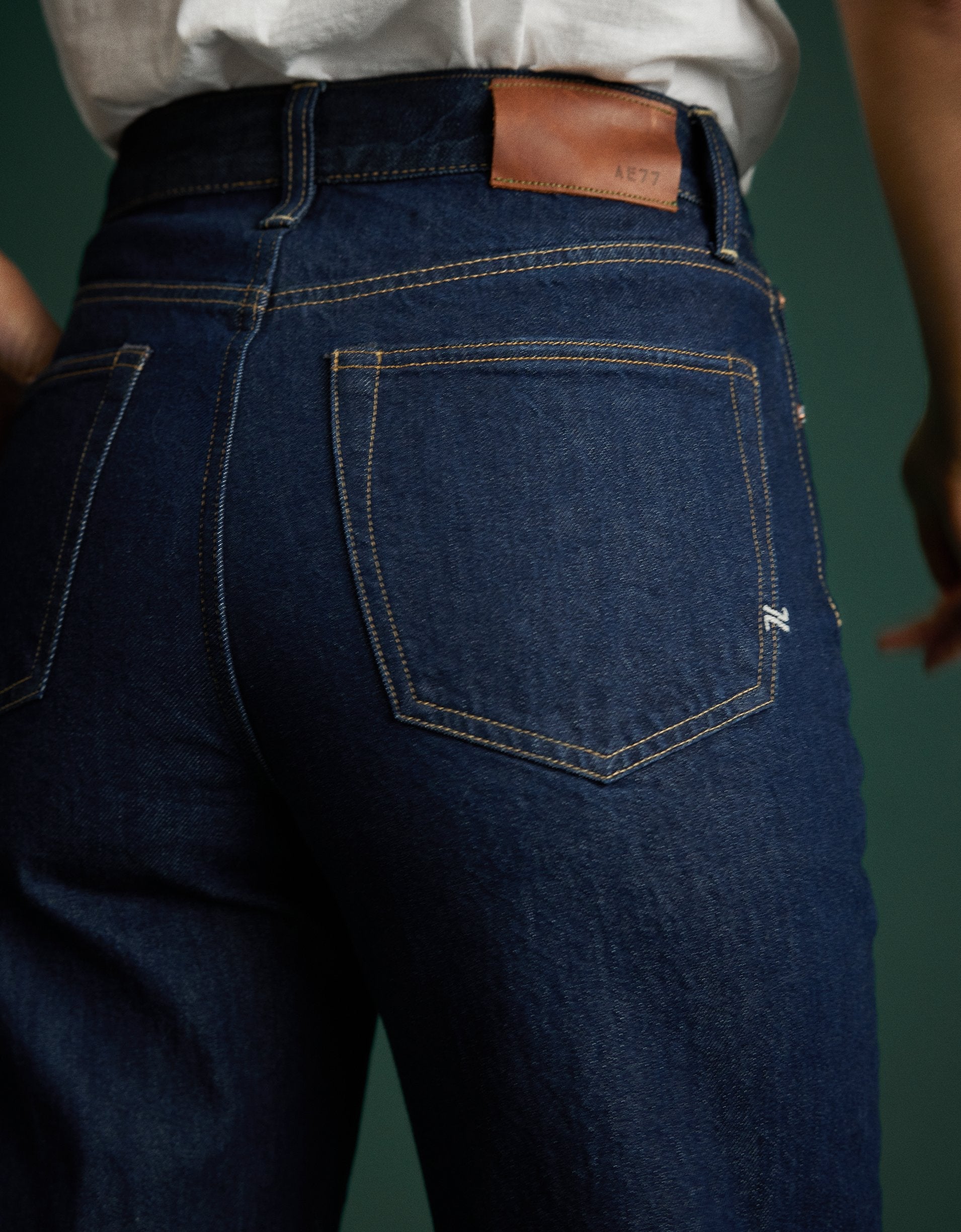

Джинсы премиум-класса AE77 Stovepipe American Eagle Outfitters, цвет true rinse