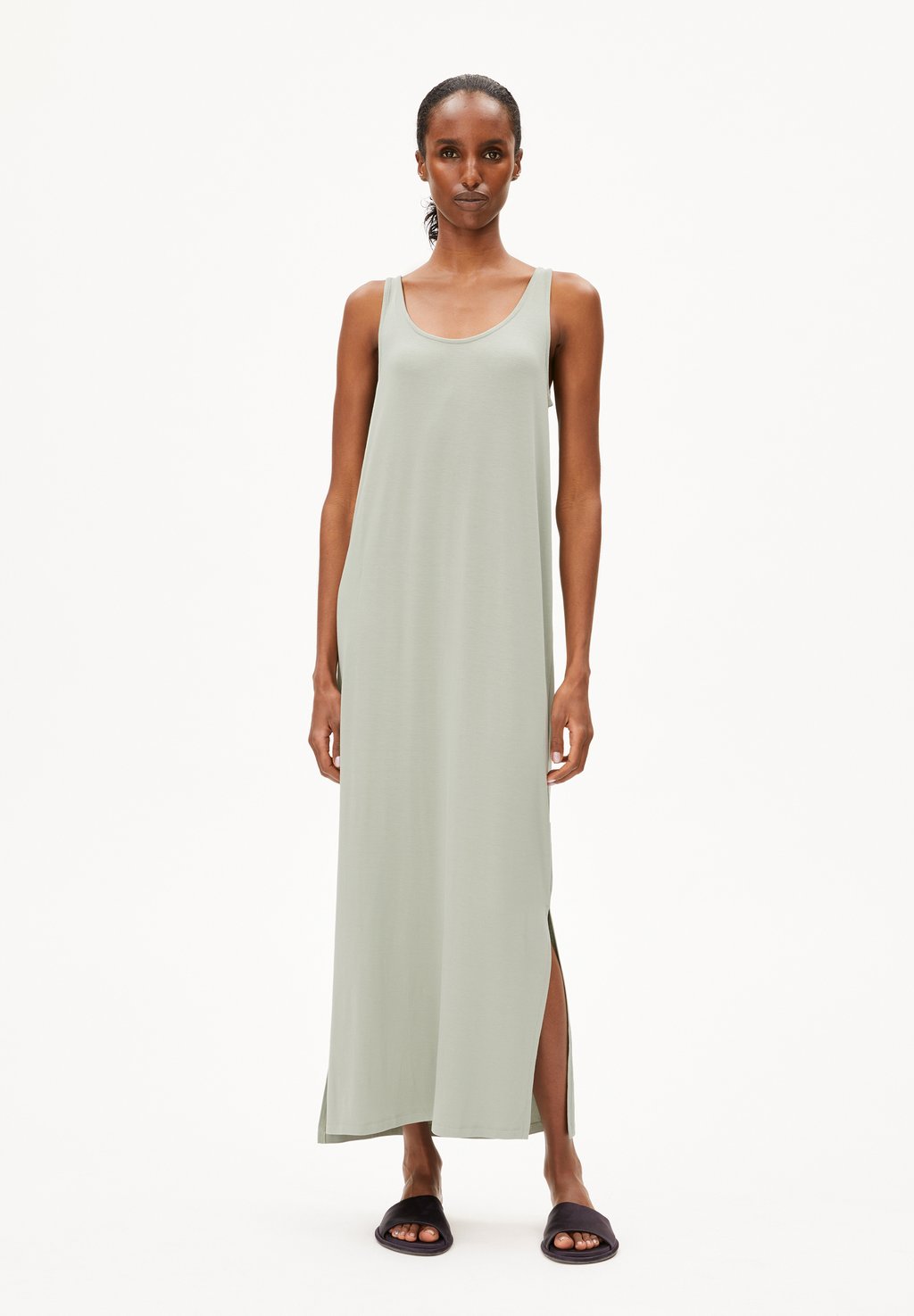 

Платье из джерси CLARAA SOLID - Maxi dress ARMEDANGELS, зеленый