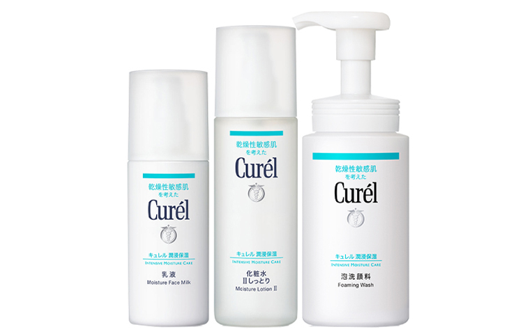 

Набор Kerun для увлажнения кожи: увлажняющий, питающий и очищающий комплект из трех средств Curél