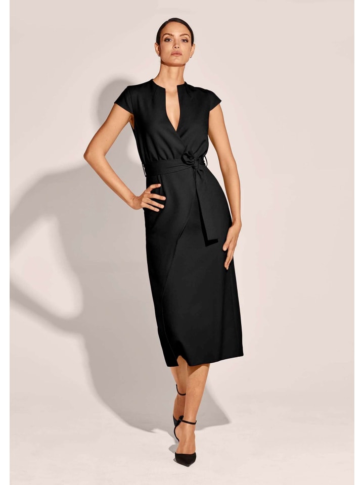 

MADELEINE Элегантное миди-платье с запахом, черного цвета