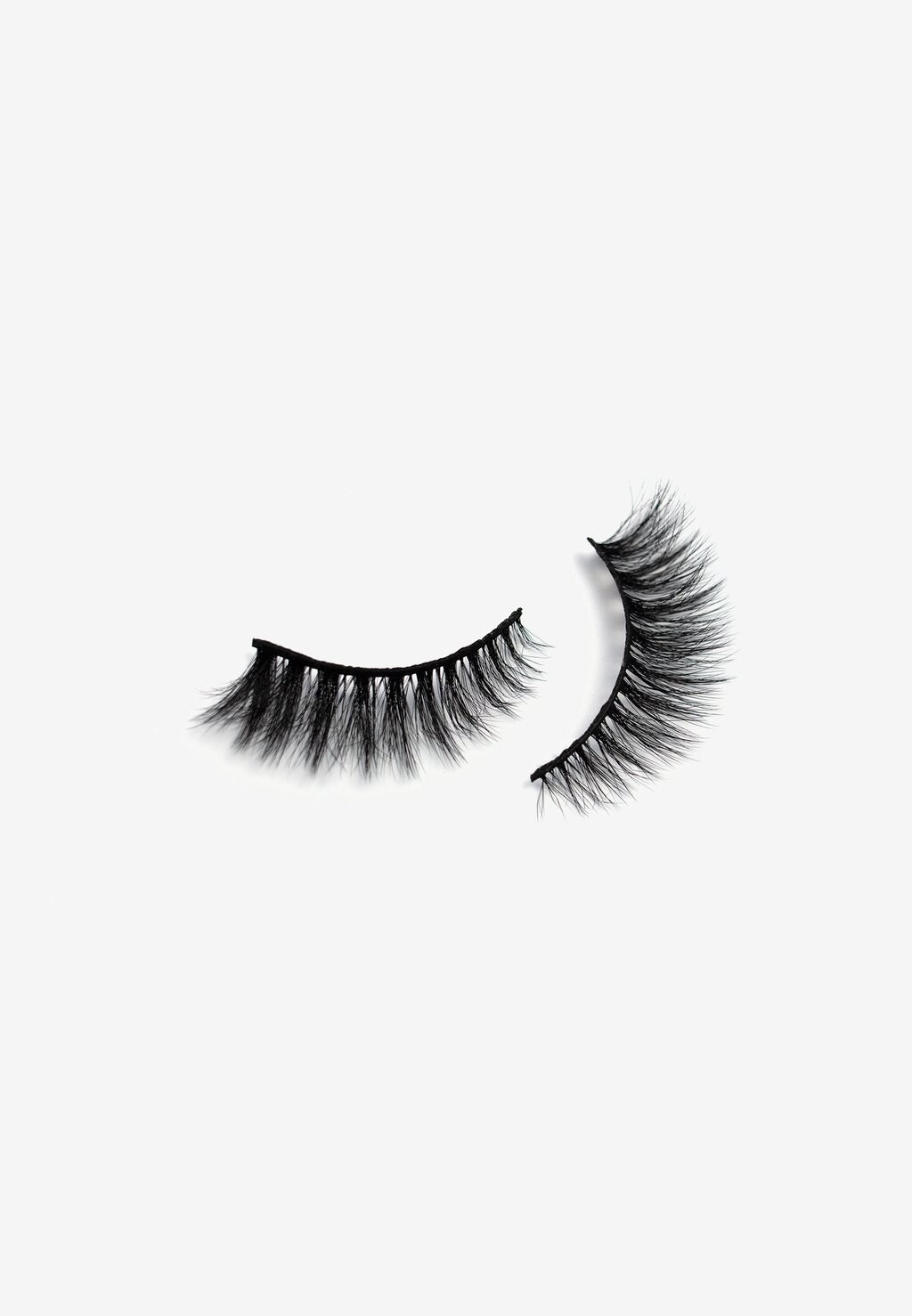 

Накладные ресницы Lisa Marie Schiffner Confidence Melody Lashes, цвет 2 black
